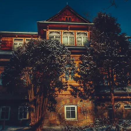 Villa Pod Skalka *
